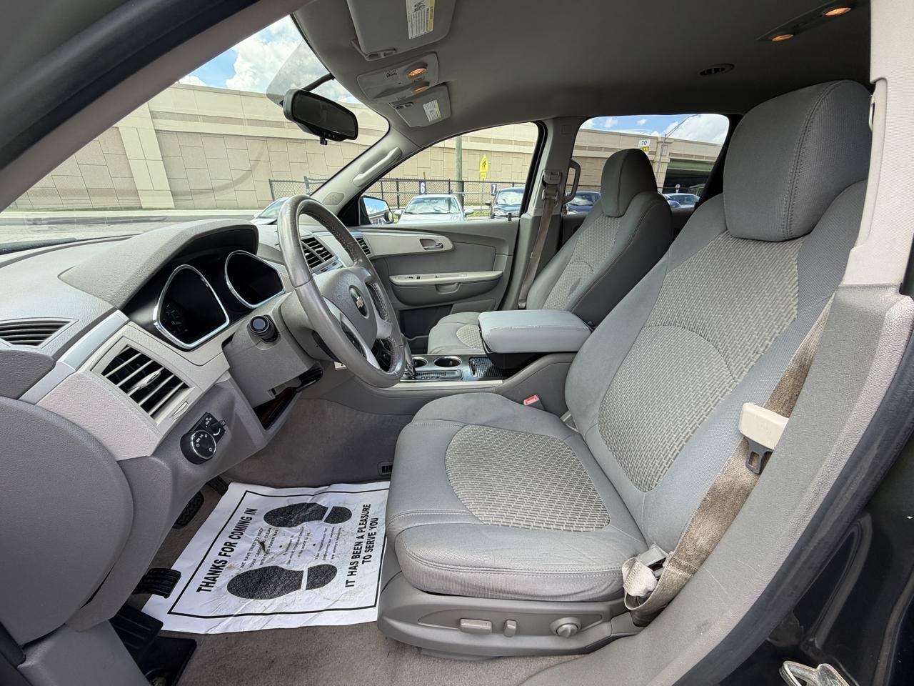 Used 2012 Chevrolet Traverse LS FWD image 7