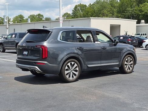 Used 2020 Kia Telluride EX w/ EX Premium Package AWD/4WD image 5