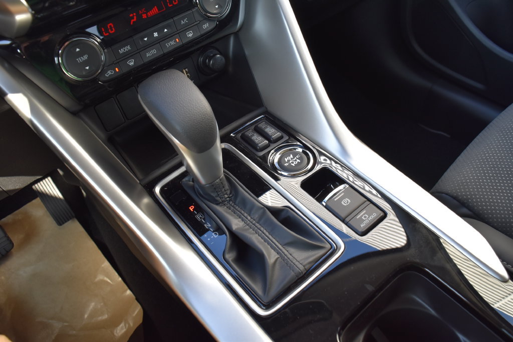 New 2026 Mitsubishi Eclipse Cross SE AWD/4WD image 15