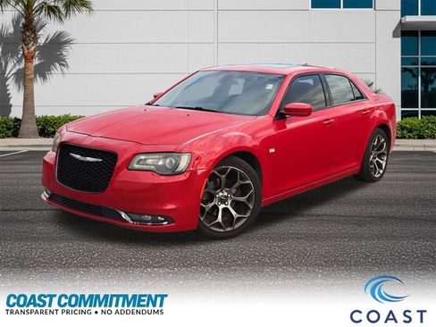 Used 2015 Chrysler 300 S image 1