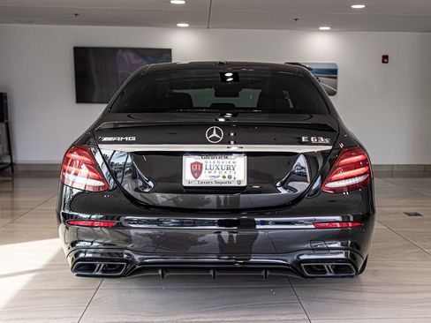 Used 2018 Mercedes-Benz E 63 AMG S image 13