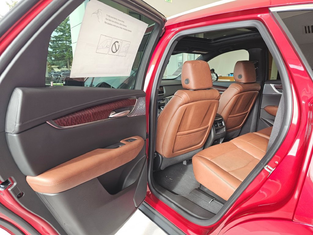 New 2026 Cadillac XT5 Premium Luxury w/ Driver Assist Package AWD/4WD image 17