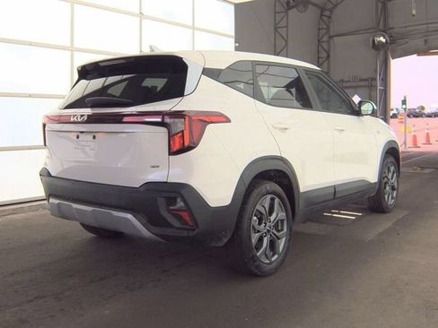 Certified 2026 Kia Seltos LX AWD/4WD image 18