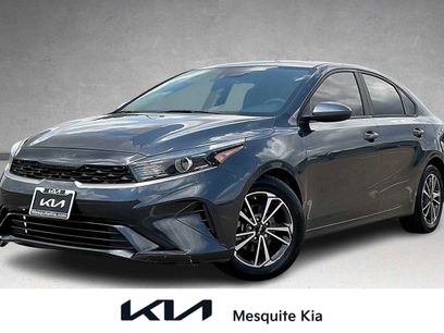 Certified 2022 Kia Forte LXS