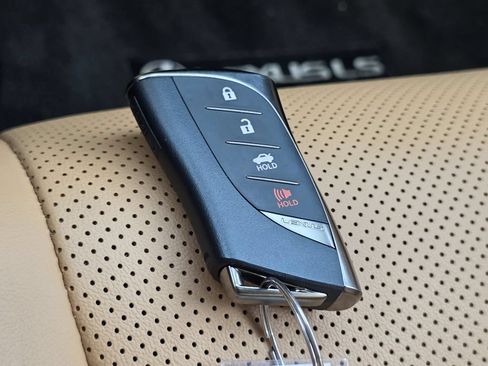 Certified 2024 Lexus LS 500 RWD image 36