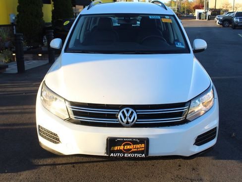 Used 2017 Volkswagen Tiguan S image 18