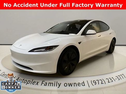 Used 2024 Tesla Model 3 Standard Range RWD image 1