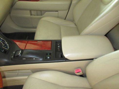 Used 2010 Lexus RX 350 FWD w/ Premium Pkg image 31