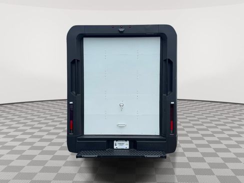 Used 2025 Chevrolet Brightdrop 600 FWD image 5