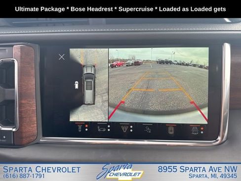 Used 2023 GMC Yukon XL Denali Ultimate AWD/4WD image 24