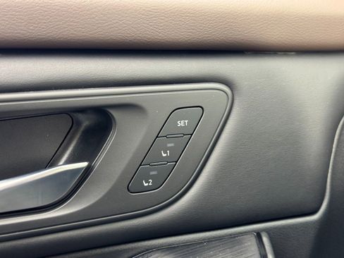 Used 2022 Nissan Rogue SL image 17