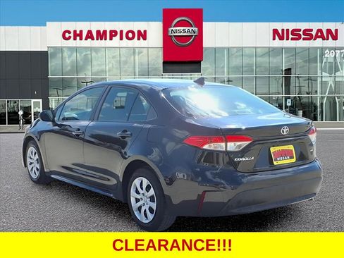 Used 2023 Toyota Corolla LE image 5