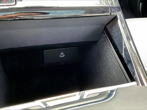 Used 2025 Land Rover Range Rover Sport Dynamic SE image 26