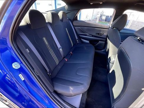 Certified 2025 Hyundai Elantra Sport w/ Cargo Package image 27