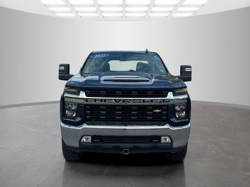 Used 2022 Chevrolet Silverado 2500 LT w/ Convenience Package AWD/4WD image 2