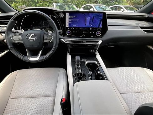 Used 2023 Lexus RX 350 w/ Accessory Package (2T) AWD/4WD image 7