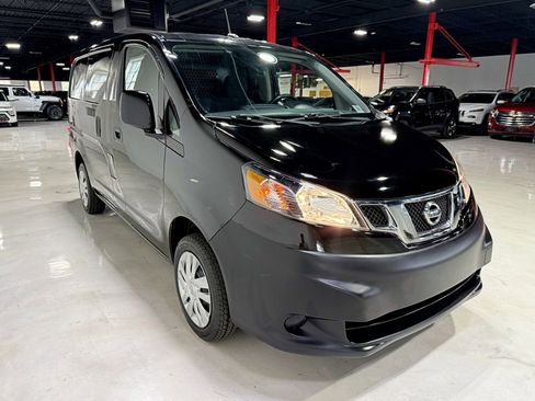Used 2019 Nissan NV200 SV w/ Navigation Package image 8