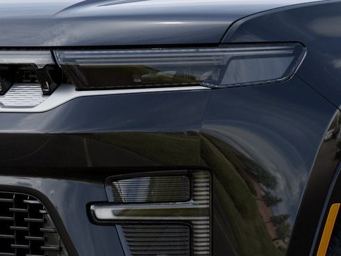 New 2026 Jeep Grand Wagoneer 4WD image 10