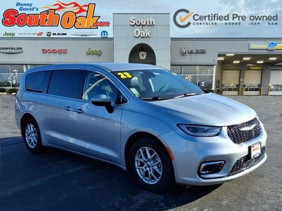 Certified 2023 Chrysler Pacifica Touring-L