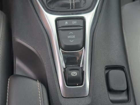 Used 2020 Chevrolet Camaro LT image 22