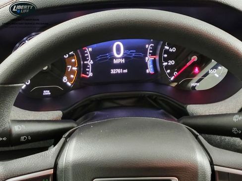 Used 2022 Jeep Compass Sport image 30