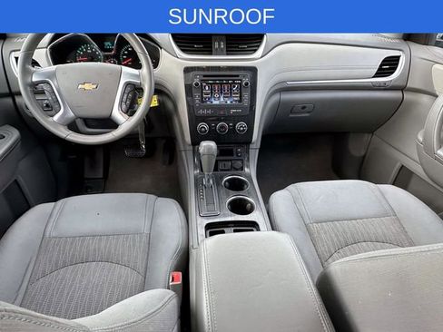Certified 2017 Chevrolet Traverse LT w/ Style and Technology Package image 14