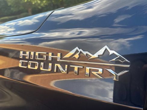 Used 2023 Chevrolet Tahoe High Country AWD/4WD image 9