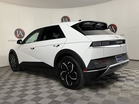 Certified 2023 Hyundai Ioniq 5 SEL w/ Cargo Package image 6