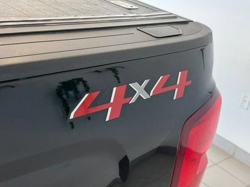 Used 2018 Chevrolet Silverado 1500 High Country AWD/4WD image 43