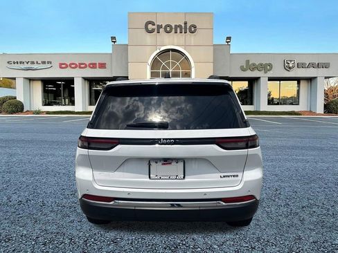 Used 2023 Jeep Grand Cherokee Limited RWD image 4