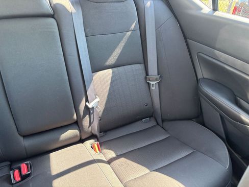 Used 2025 Nissan Altima 2.5 SV image 36