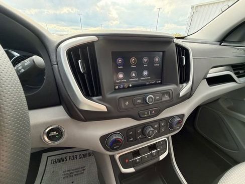 Used 2023 GMC Terrain SLE w/ Driver Convenience Package AWD/4WD image 17