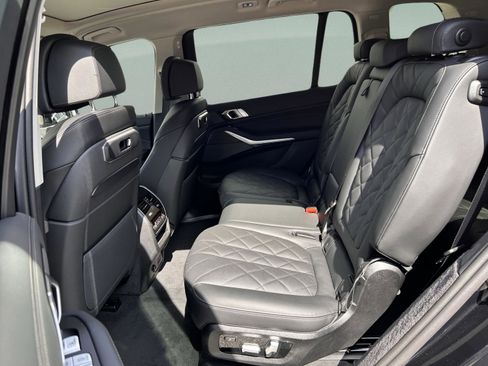 Used 2026 BMW X7 xDrive40i image 24