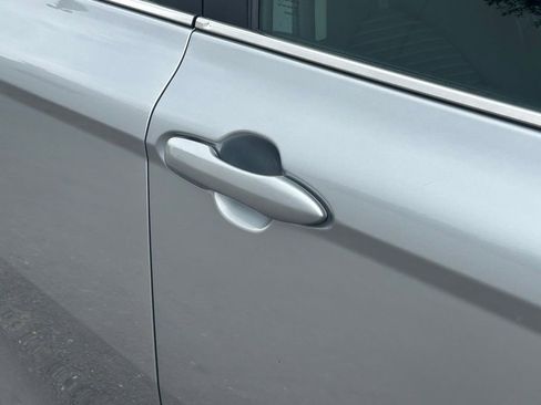 Used 2024 Toyota Camry SE image 18