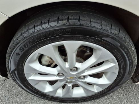 Used 2021 Chevrolet Spark LT image 18