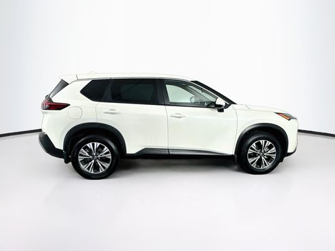 Used 2022 Nissan Rogue SV FWD image 10