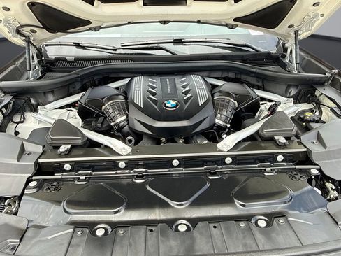 Used 2023 BMW X5 M50i w/ Executive Package AWD/4WD image 14