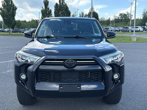Used 2024 Toyota 4Runner SR5 Premium w/ Moonroof Package AWD/4WD image 16