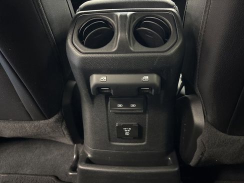 Used 2022 Jeep Wrangler Unlimited Sahara w/ Cold Weather Group image 26