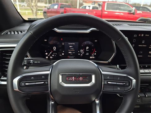 Certified 2024 GMC Canyon Elevation w/ Convenience Package image 18