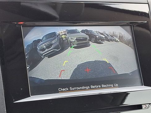 Used 2022 Subaru Crosstrek 2.0i Premium image 18