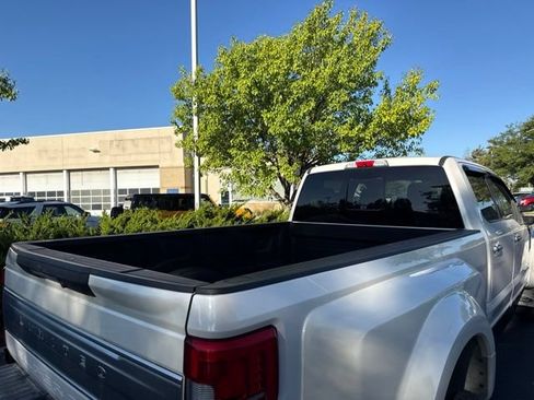 Used 2019 Ford F450 Limited AWD/4WD image 7