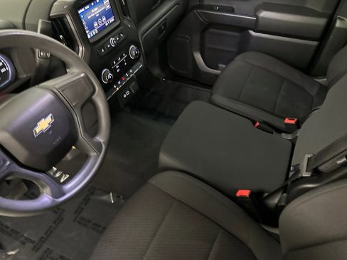 Used 2022 Chevrolet Silverado 1500 Custom w/ LPO, Blackout Package image 15