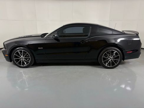 Used 2014 Ford Mustang GT Premium image 5