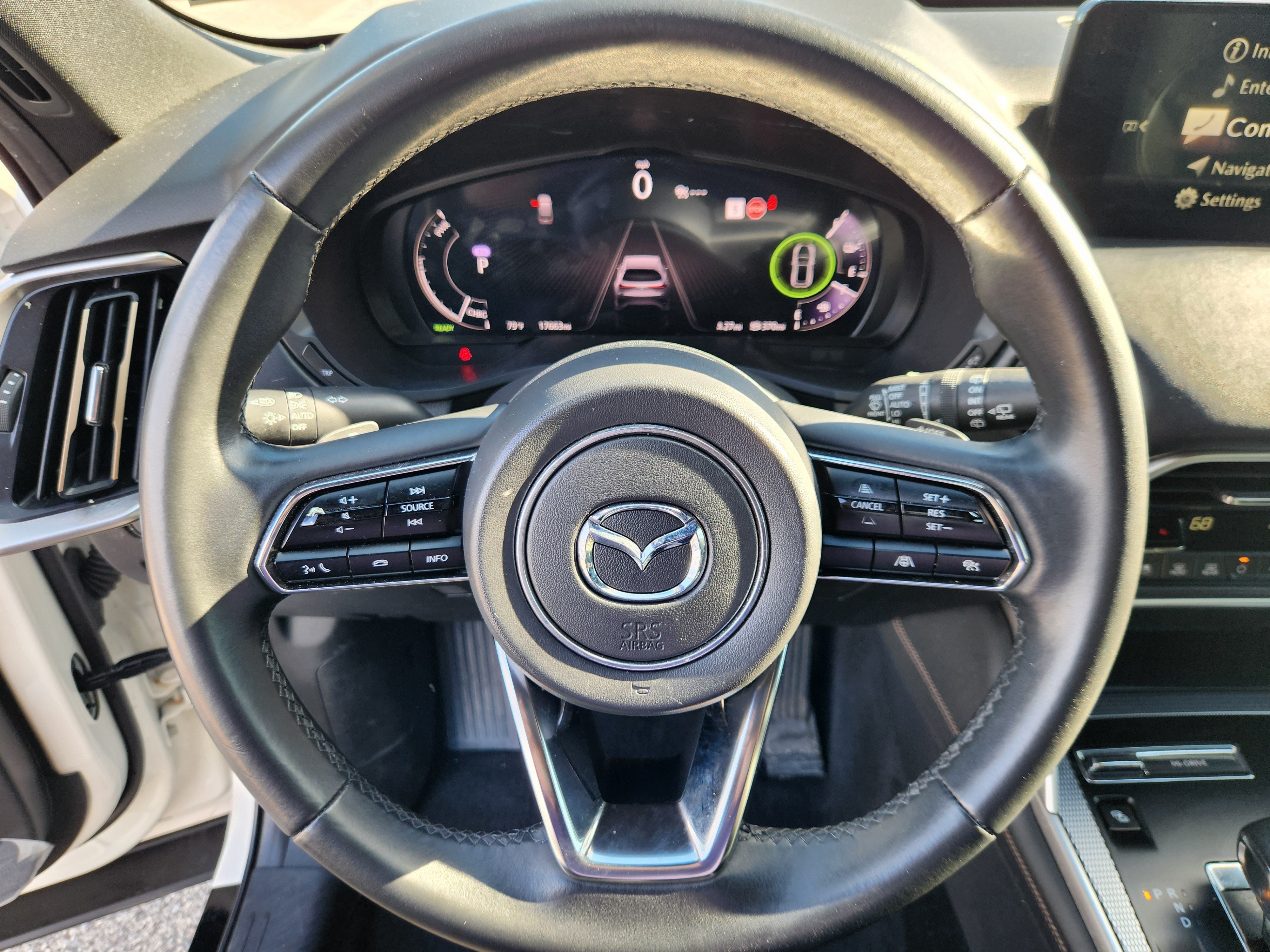 Certified 2025 MAZDA CX-70 Plug-In Hybrid w/ Premium Plus AWD/4WD image 9