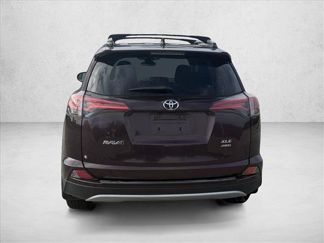 Used 2018 Toyota RAV4 XLE AWD/4WD image 8