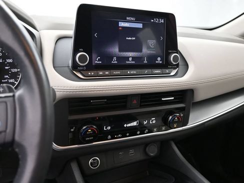 Used 2023 Nissan Rogue SV w/ SV Premium B Package FWD image 24