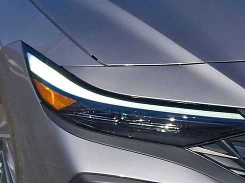 Used 2025 Hyundai Elantra Sport w/ Cargo Package image 10