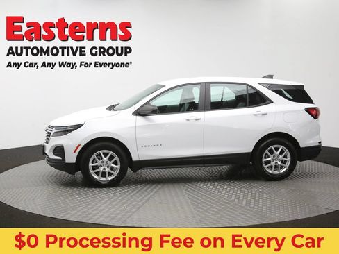 Used 2022 Chevrolet Equinox LS FWD image 57