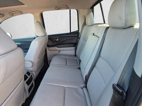 Used 2019 Honda Ridgeline RTL image 15